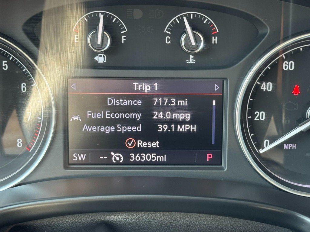 Used 2023 Buick Enclave Essence w/ Experience Buick Package AWD/4WD image 22