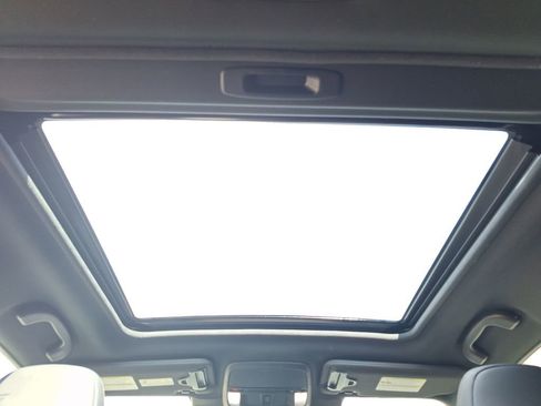 Used 2026 Subaru Forester Touring w/ Touring Package image 12