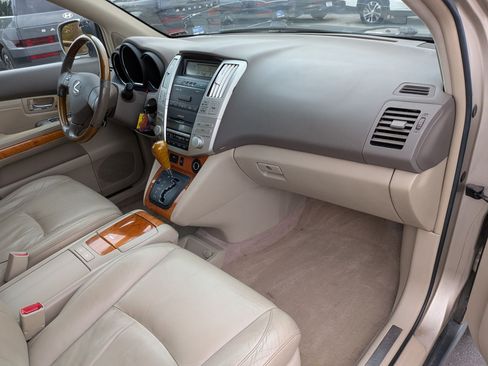 Used 2006 Lexus RX 330 AWD w/ Premium Plus Pkg image 34