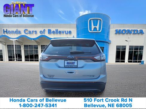 Used 2017 Ford Edge Titanium w/ Technology Package AWD/4WD image 6