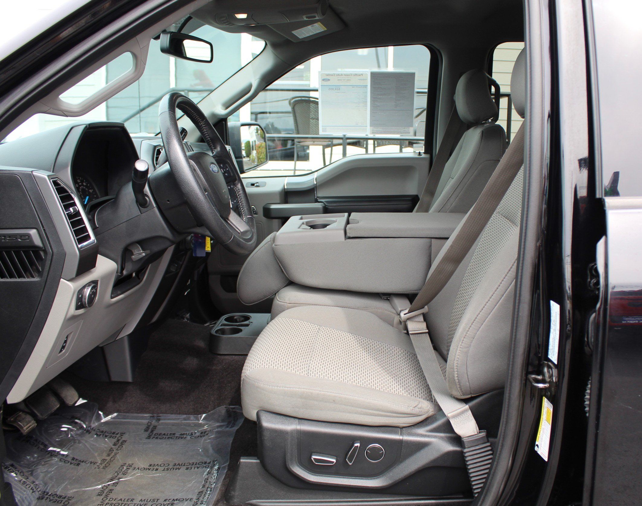 Used 2016 Ford F150 XLT w/ Equipment Group 302A Luxury AWD/4WD image 23