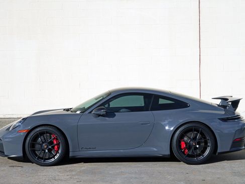 Used 2025 Porsche 911 GTS image 47