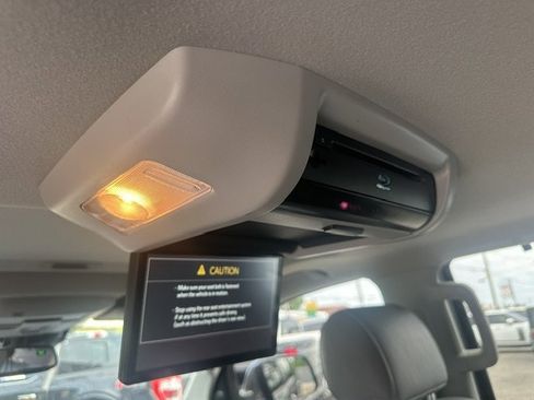 Used 2020 Toyota Sequoia Platinum RWD image 14