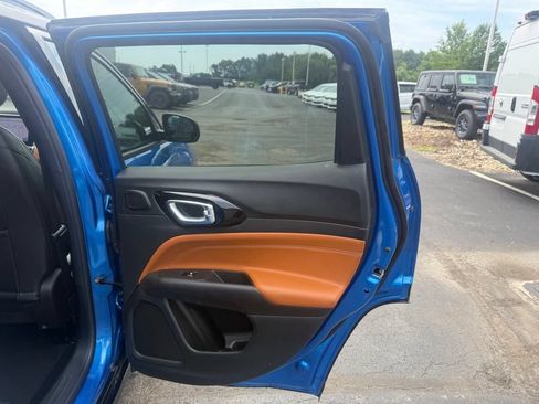 Used 2025 Jeep Compass Limited w/ Elite Group AWD/4WD image 46