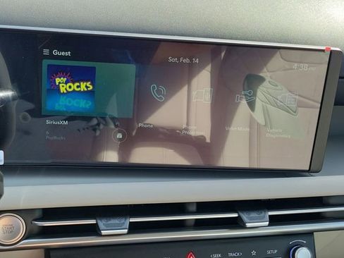 New 2026 Hyundai Tucson SE image 9