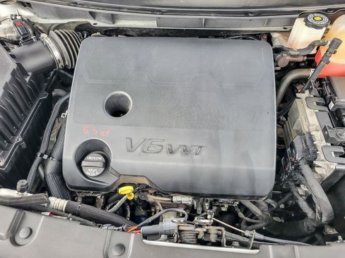 Certified 2022 Chevrolet Traverse Premier w/ Redline Edition image 25