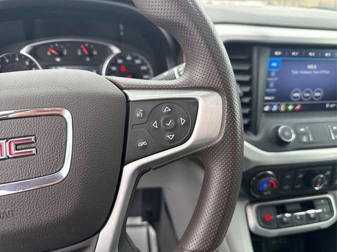 Used 2021 GMC Acadia SLE w/ Driver Convenience Package image 31