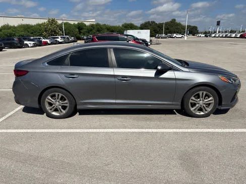 Used 2018 Hyundai Sonata SEL w/ Cargo Package FWD image 6