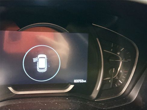 Used 2019 Hyundai Santa Fe Limited image 3