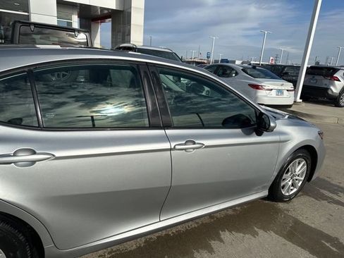 Used 2025 Toyota Camry LE image 8