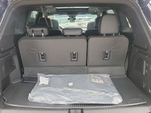 Used 2026 Buick Enclave Preferred w/ Power Package AWD/4WD image 57