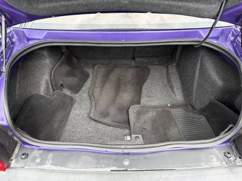 Used 2010 Dodge Challenger R/T RWD image 8