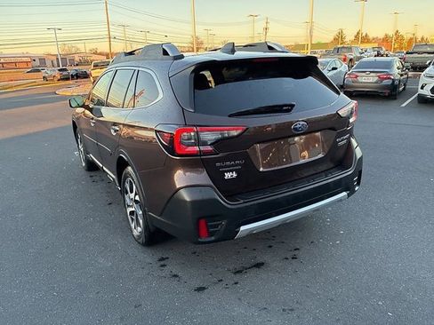 Used 2021 Subaru Outback Touring w/ Popular Package #2 image 10