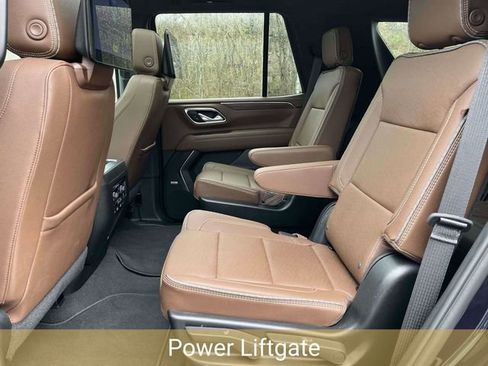 Certified 2024 Chevrolet Tahoe High Country w/ Advanced Technology Package image 21