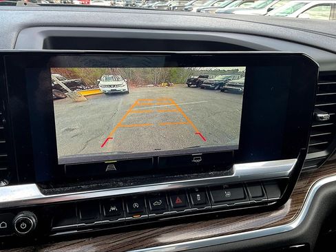 Used 2022 Chevrolet Silverado 1500 RST w/ Protection Package image 10