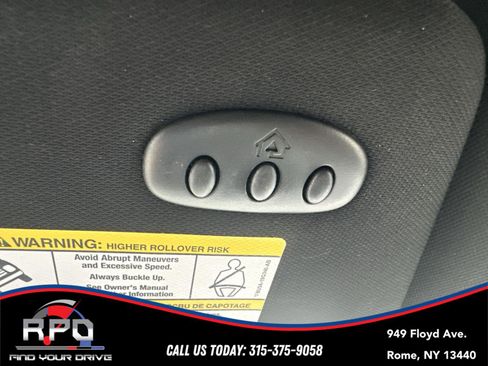 Used 2019 Ford Explorer XLT w/ Equipment Group 202A AWD/4WD image 20