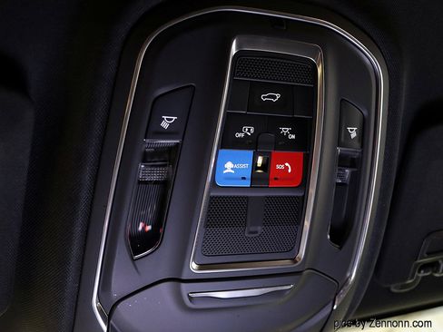 Used 2024 Jeep Grand Cherokee Limited image 21