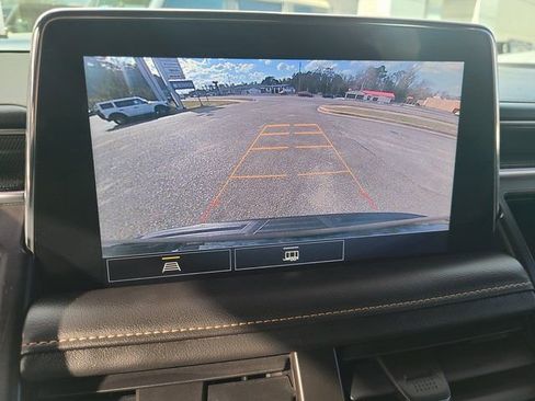 Used 2021 GMC Yukon AT4 image 11