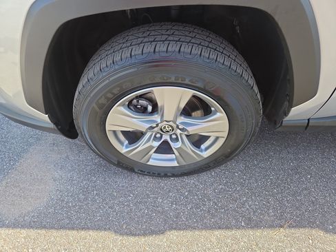 Used 2024 Toyota RAV4 XLE image 9