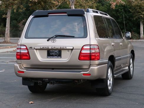 Used 2003 Toyota Land Cruiser image 6