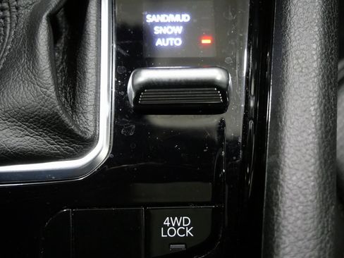 Used 2022 Jeep Compass Limited w/ (RED) Package image 22