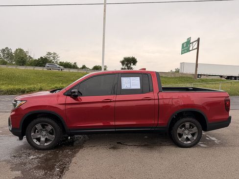 Certified 2025 Honda Ridgeline TrailSport image 6