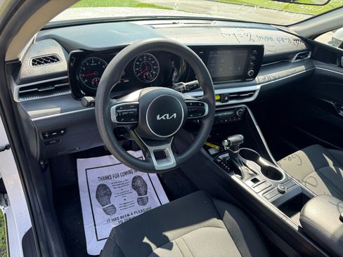 Used 2022 Kia K5 LXS FWD image 19