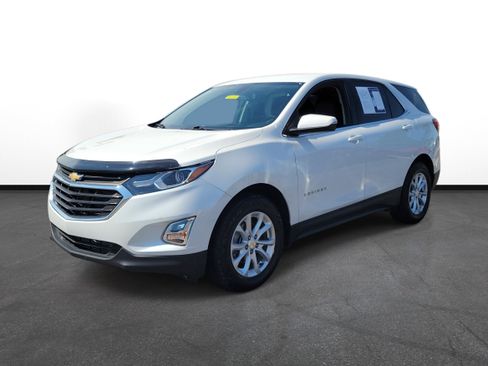 Used 2019 Chevrolet Equinox LT FWD image 2