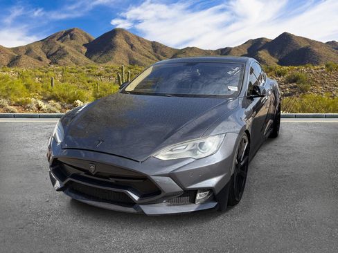 Used 2014 Tesla Model S P85 RWD image 2