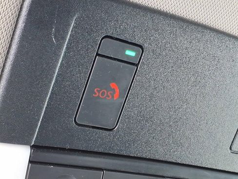 Used 2022 Nissan Rogue SV image 25