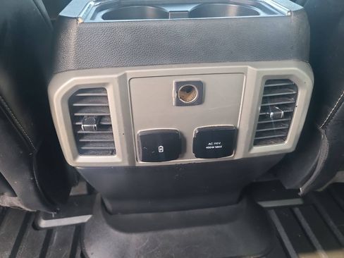 Used 2020 Ford F150 Lariat AWD/4WD image 31