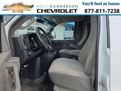 Used 2019 Chevrolet Express 3500 Extended w/ Driver Convenience Package image 15