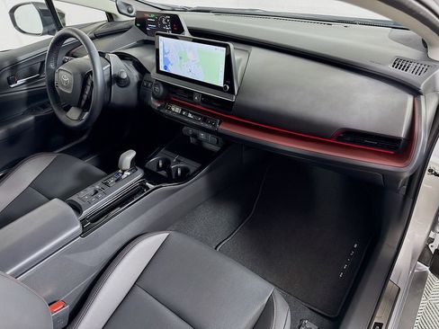 Used 2026 Toyota Prius Plug-In Hybrid w/ Limited Premium Package image 29
