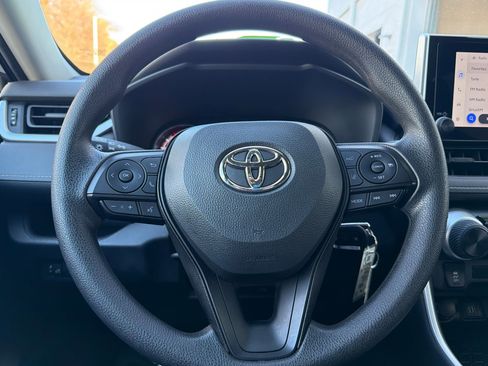 Certified 2025 Toyota RAV4 LE image 22