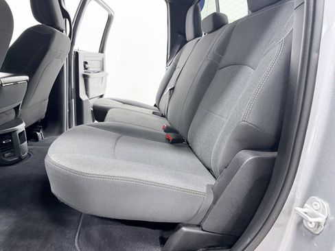 Used 2024 RAM 2500 Tradesman w/ Chrome Appearance Group AWD/4WD image 31