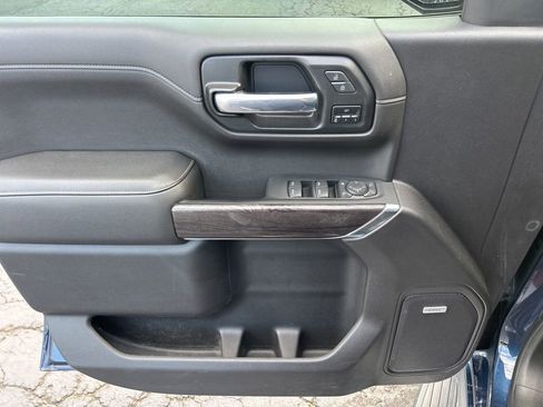 Used 2022 Chevrolet Silverado 1500 LTZ w/ LTZ Convenience Package II image 18