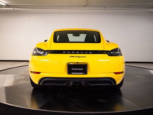 Certified 2024 Porsche 718 Cayman RWD image 6