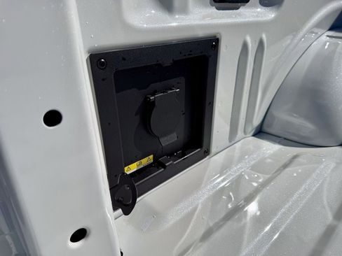 New 2026 Ford F150 Lariat w/ Equipment Group 502A High image 16