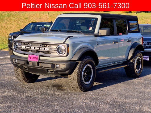 Used 2021 Ford Bronco Big Bend w/ Sasquatch Package AWD/4WD image 3