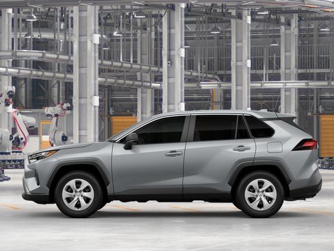 New 2025 Toyota RAV4 LE image 4