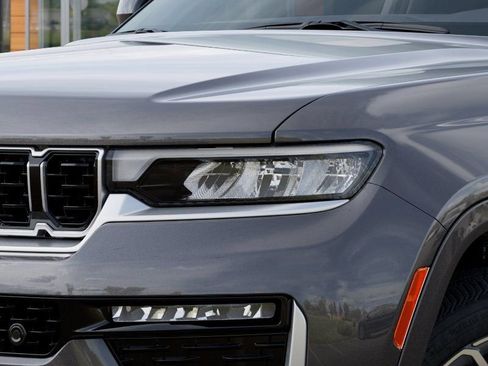 New 2026 Jeep Grand Cherokee L Summit w/ Advanced Protech Group IV AWD/4WD image 11