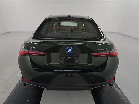 Used 2022 BMW i4 eDrive40 image 39