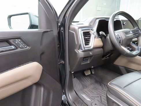 Used 2023 GMC Canyon Denali image 53