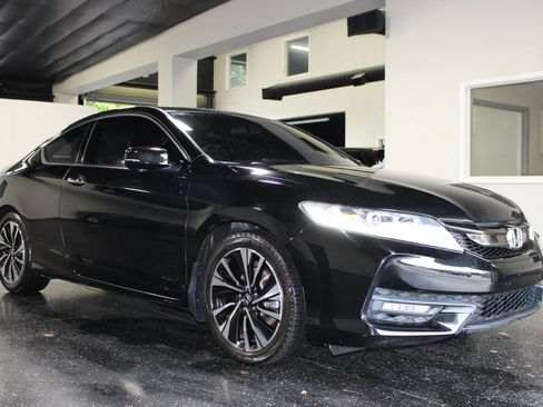 Used 2016 Honda Accord EX-L image 2