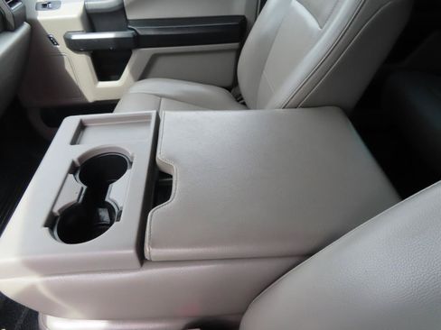 Used 2017 Ford F350 XL w/ Power Equipment Group AWD/4WD image 24