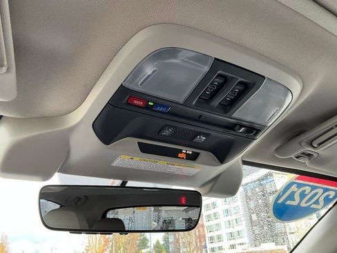 Used 2021 Subaru Crosstrek 2.5i Limited w/ Moonroof Package 2 image 16