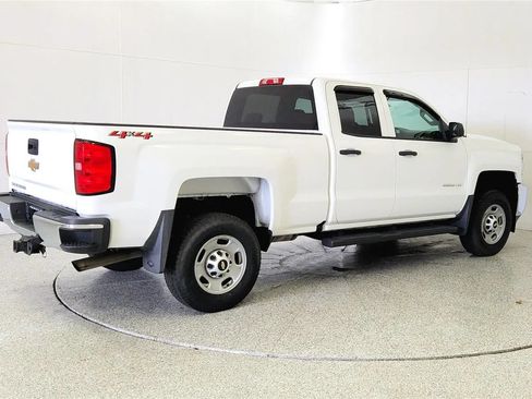 Used 2018 Chevrolet Silverado 2500 W/T w/ WT Convenience Package AWD/4WD image 7