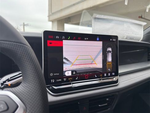 New 2026 Volkswagen Tiguan SE R-Line image 17