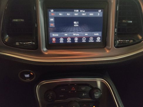 Used 2019 Dodge Challenger SXT image 25