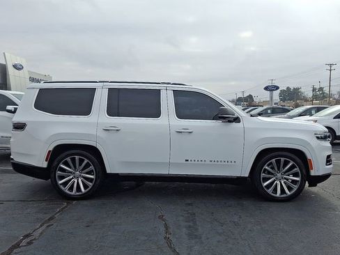 Used 2023 Jeep Grand Wagoneer Series II image 6